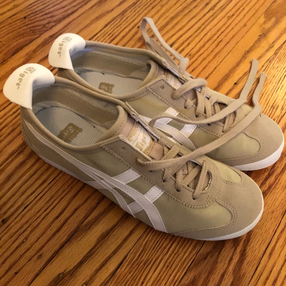 Onitsuka Tiger Mexico 66 sneakers